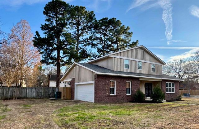 2460 CARDIGAN DR, Memphis, TN 38119