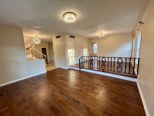 2460 CARDIGAN DR, Memphis, TN 38119