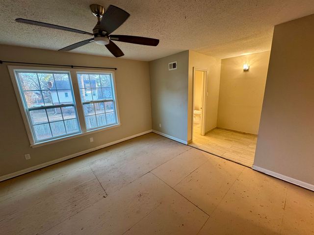 2460 CARDIGAN DR, Memphis, TN 38119