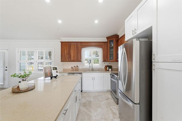 15302 HARBOR DRIVE, Madeira Beach, FL 33708