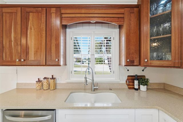 15302 HARBOR DRIVE, Madeira Beach, FL 33708