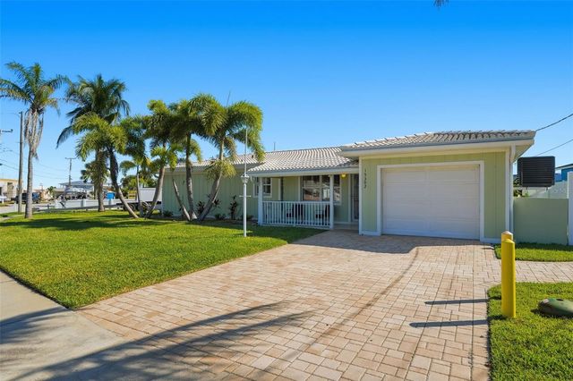 15302 HARBOR DRIVE, Madeira Beach, FL 33708