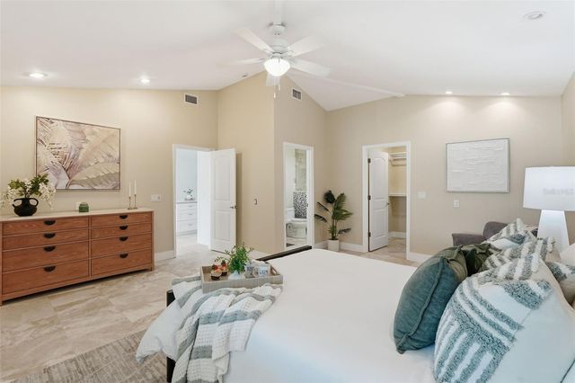 15302 HARBOR DRIVE, Madeira Beach, FL 33708