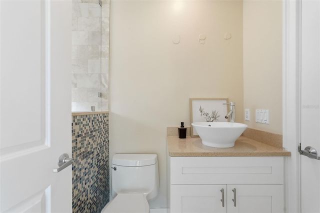 15302 HARBOR DRIVE, Madeira Beach, FL 33708