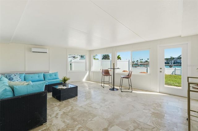 15302 HARBOR DRIVE, Madeira Beach, FL 33708