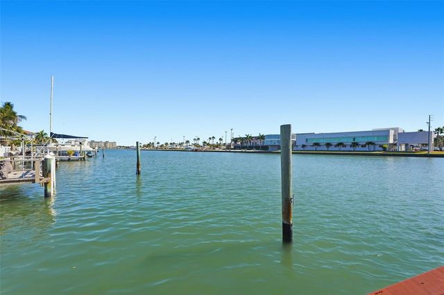 15302 HARBOR DRIVE, Madeira Beach, FL 33708
