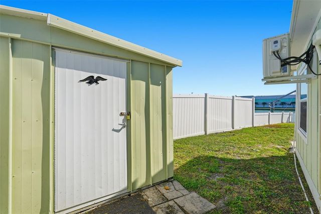 15302 HARBOR DRIVE, Madeira Beach, FL 33708