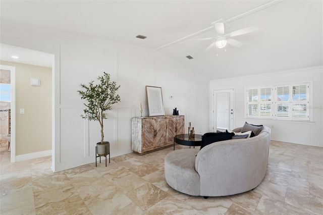 15302 HARBOR DRIVE, Madeira Beach, FL 33708