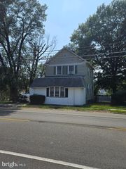 264 SHELL RD, Carneys Point, NJ 08069
