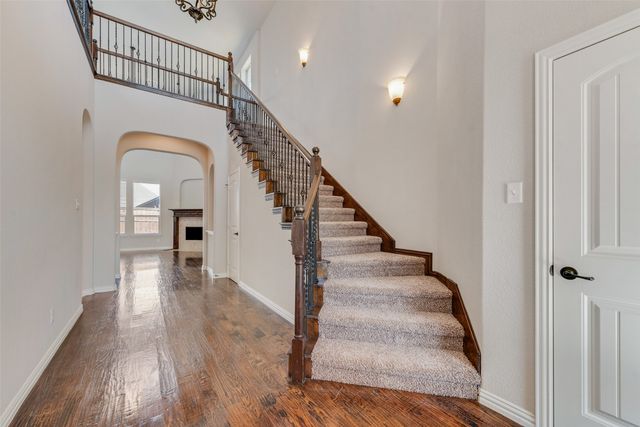 417 Sagebrush Lane, Waxahachie, TX 75165