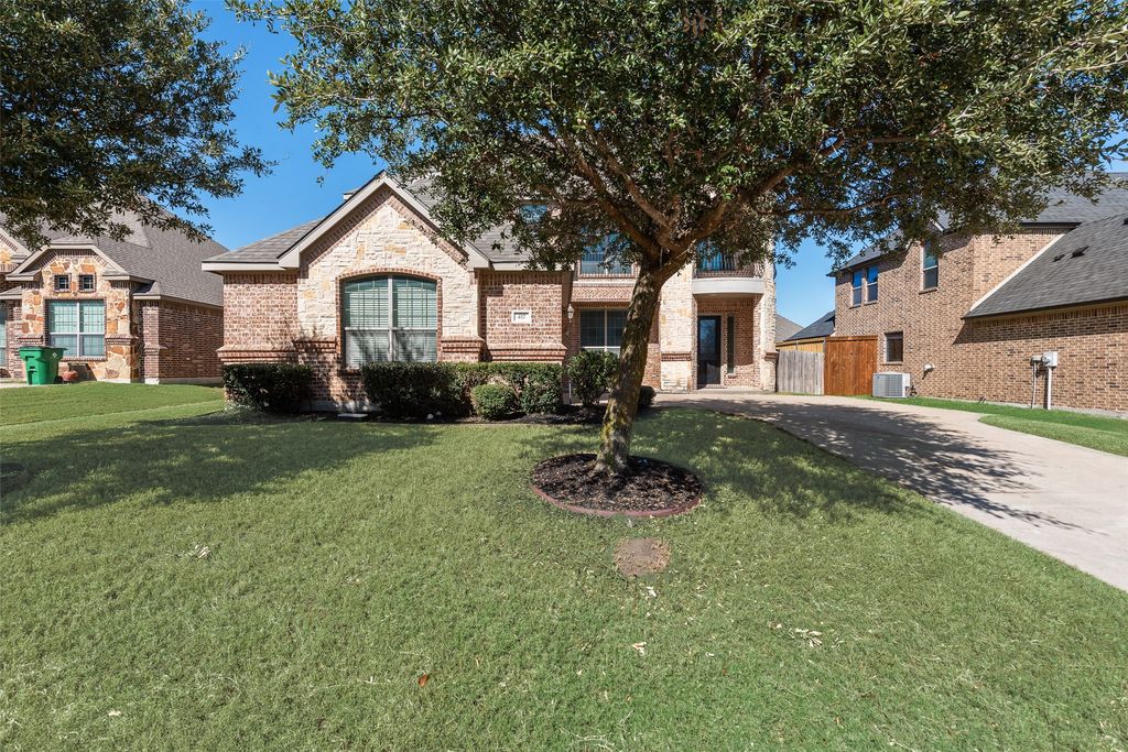 417 Sagebrush Lane, Waxahachie, TX 75165