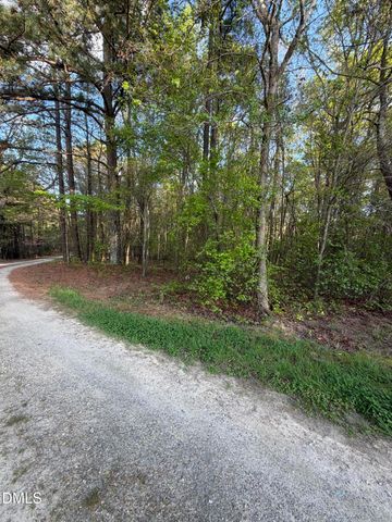 7870 Nc 42, Holly Springs, NC 27540