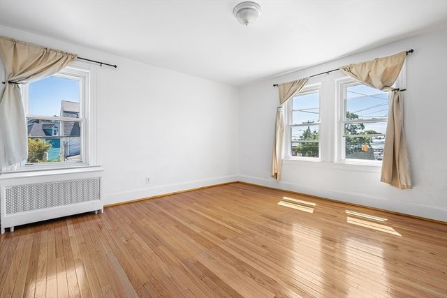 546 Shirley St, Winthrop, MA 02152