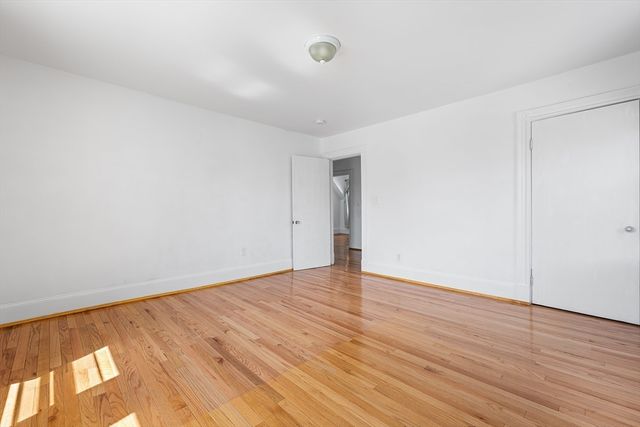 546 Shirley St, Winthrop, MA 02152