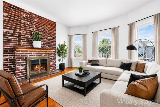 546 Shirley St, Winthrop, MA 02152