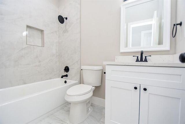 16974 W Lynbrook, Montgomery, TX 77316