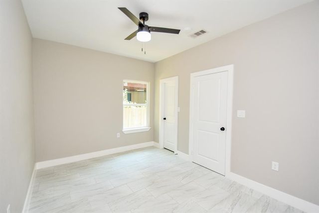 16974 W Lynbrook, Montgomery, TX 77316