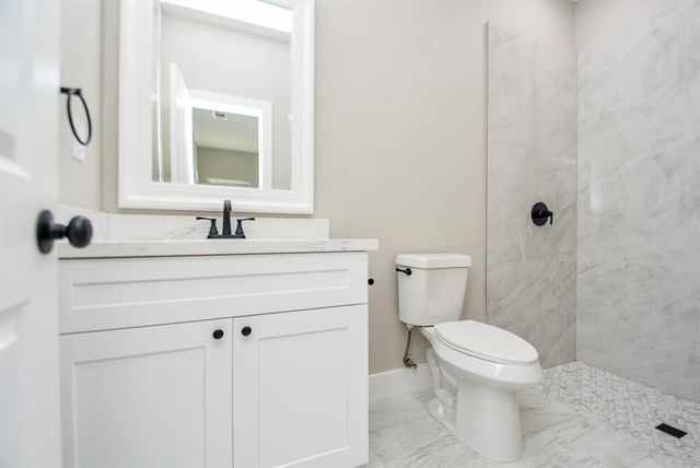 16974 W Lynbrook, Montgomery, TX 77316