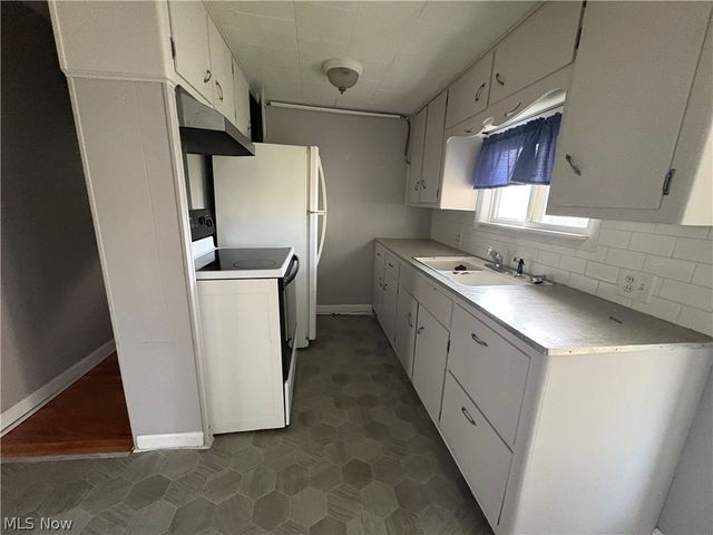 237 Race Avenue, Byesville, OH 43723