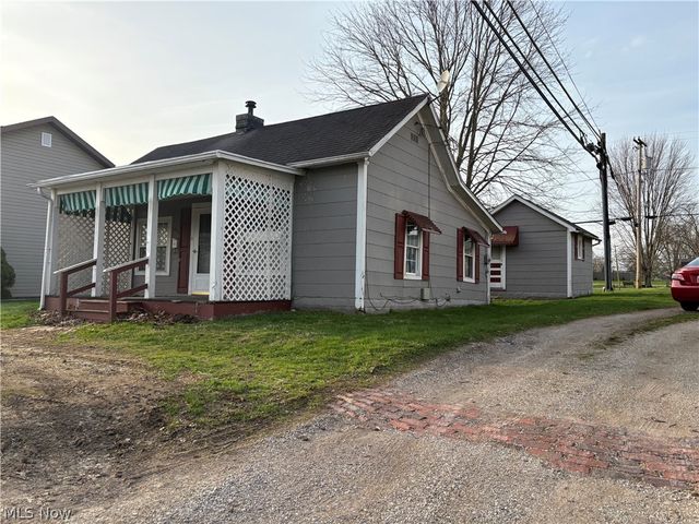 237 Race Avenue, Byesville, OH 43723
