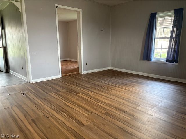 237 Race Avenue, Byesville, OH 43723