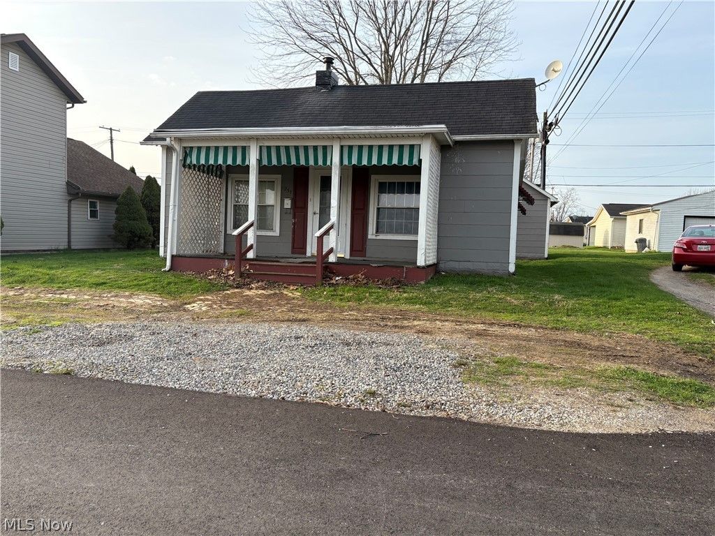 237 Race Avenue, Byesville, OH 43723