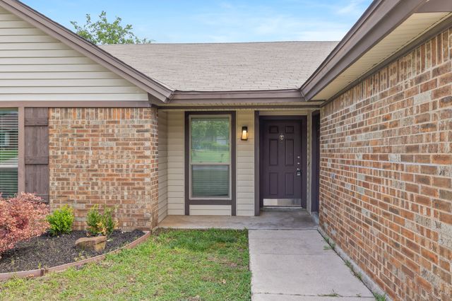 6728 Fair Meadows Drive, North Richland Hills, TX 76182