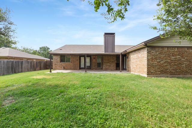 6728 Fair Meadows Drive, North Richland Hills, TX 76182