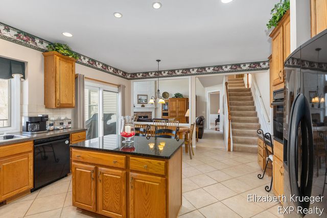 4501 Hickory Grove Court Ne, Grand Rapids Twp, MI 49301