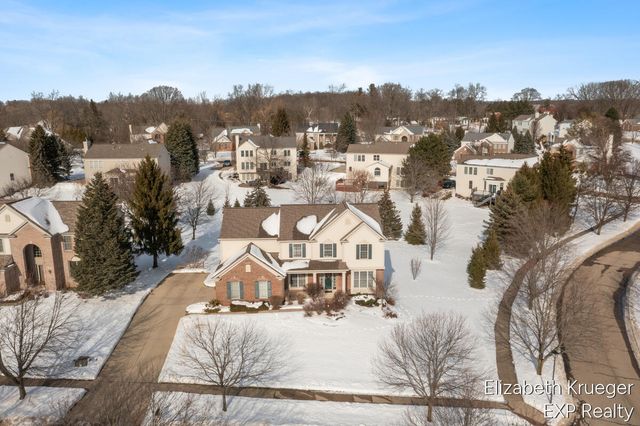 4501 Hickory Grove Court Ne, Grand Rapids Twp, MI 49301