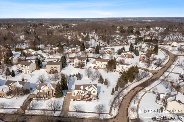 4501 Hickory Grove Court Ne, Grand Rapids Twp, MI 49301