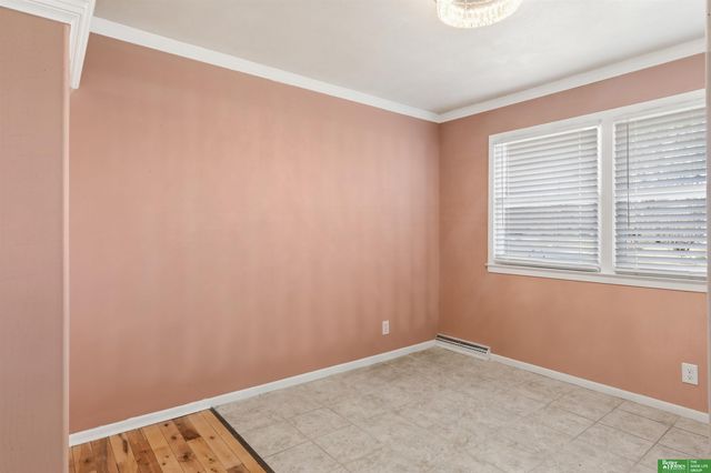 4905 N 59TH Street, Omaha, NE 68104