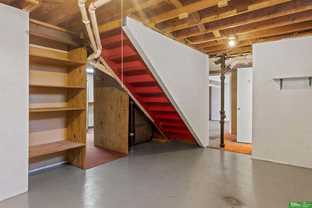 4905 N 59TH Street, Omaha, NE 68104