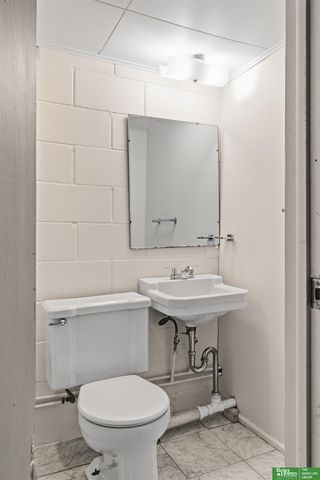 4905 N 59TH Street, Omaha, NE 68104