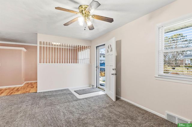 4905 N 59TH Street, Omaha, NE 68104