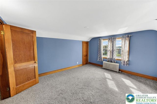 231 North Lehigh Avenue, Wind Gap Boro, PA 18091