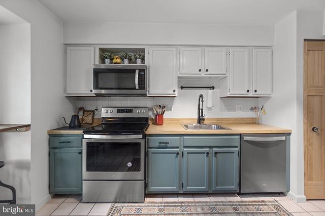 51 WALDEN MILL WAY, Catonsville, MD 21228