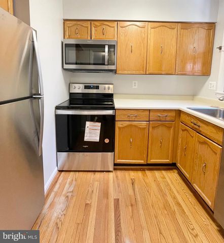 1208 W ABINGDON DR, Alexandria, VA 22314