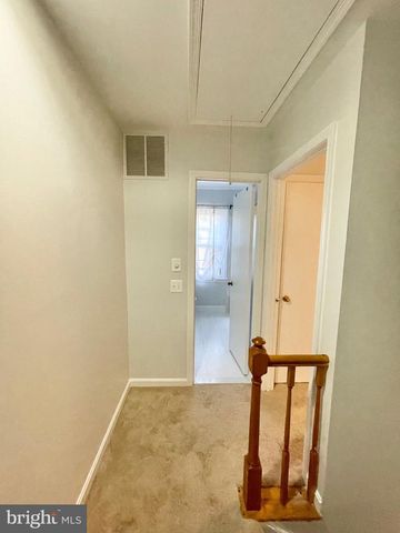 1208 W ABINGDON DR, Alexandria, VA 22314