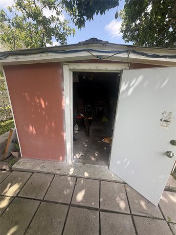 1304 DONWOODS LANE, Royal Palm Beach, FL 33411