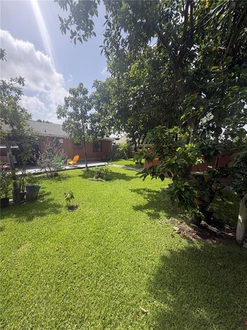 1304 DONWOODS LANE, Royal Palm Beach, FL 33411