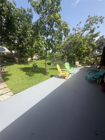 1304 DONWOODS LANE, Royal Palm Beach, FL 33411