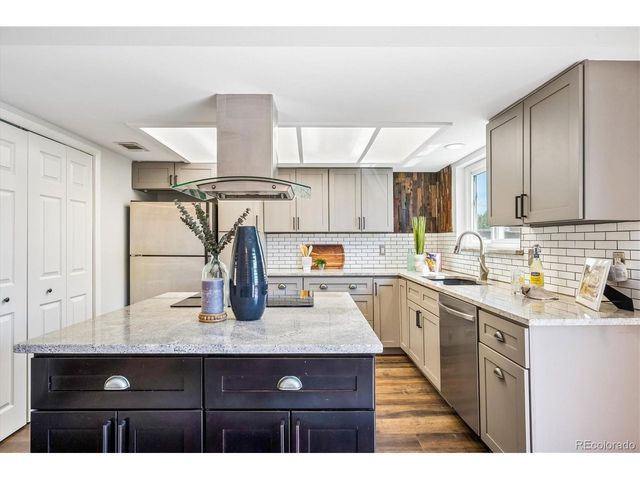 3952 S Yosemite St, Denver, CO 80237