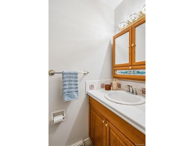 3952 S Yosemite St, Denver, CO 80237