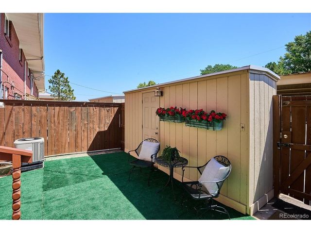 3952 S Yosemite St, Denver, CO 80237