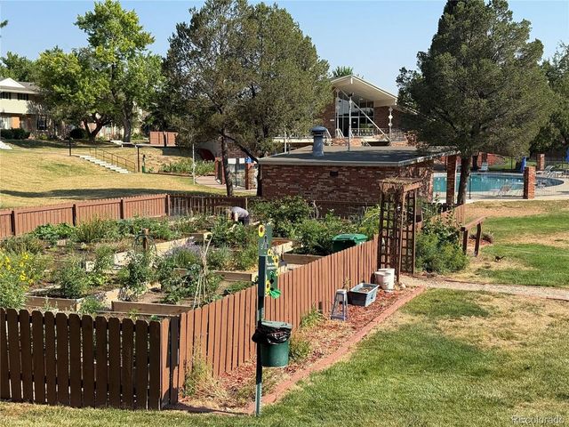 3952 S Yosemite St, Denver, CO 80237