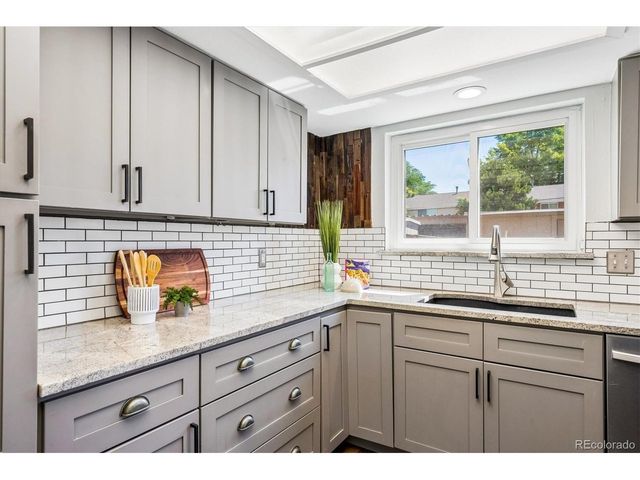 3952 S Yosemite St, Denver, CO 80237