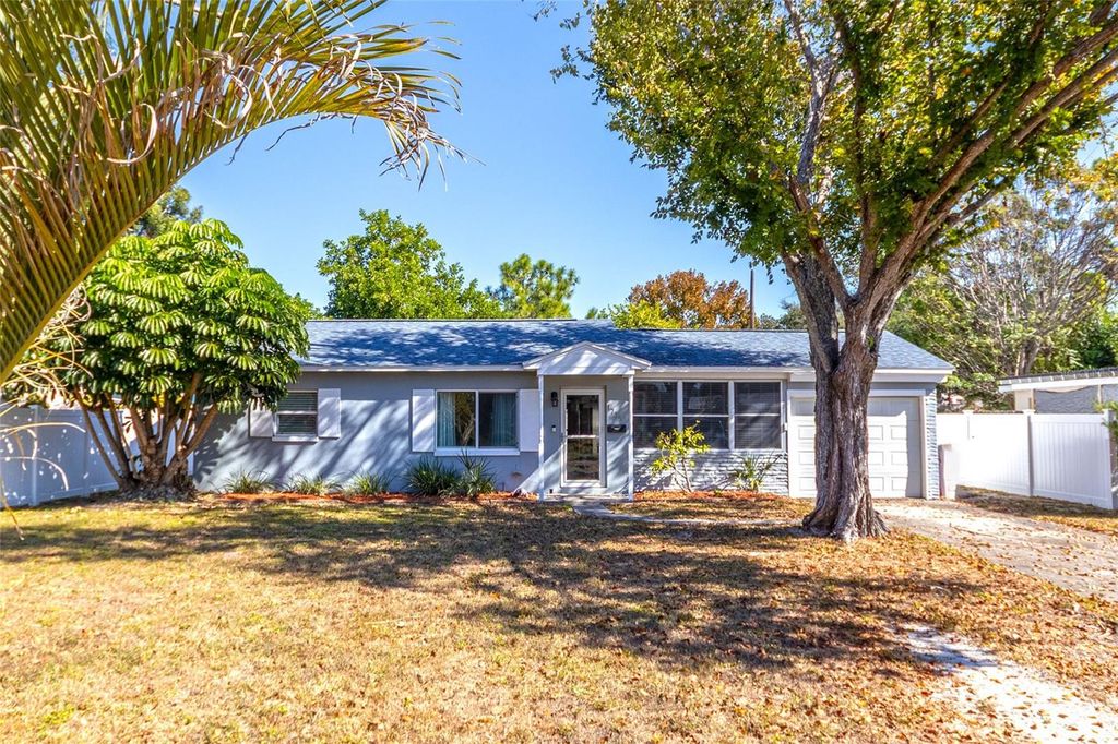 1725 BRADSHAW LANE N, St Petersburg, FL 33710