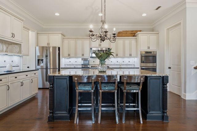 1655 Noah Ln, Gallatin, TN 37066