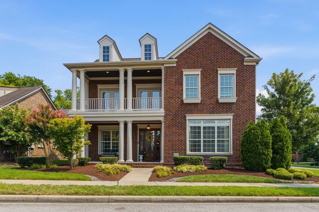 1655 Noah Ln, Gallatin, TN 37066